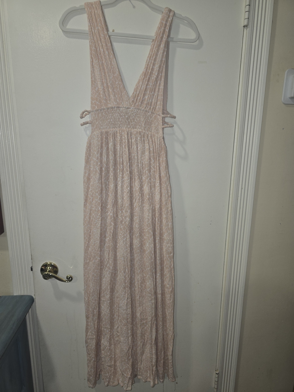 Forever 21 Pale Pink Deep V Maxi Dress with Smocked Waist